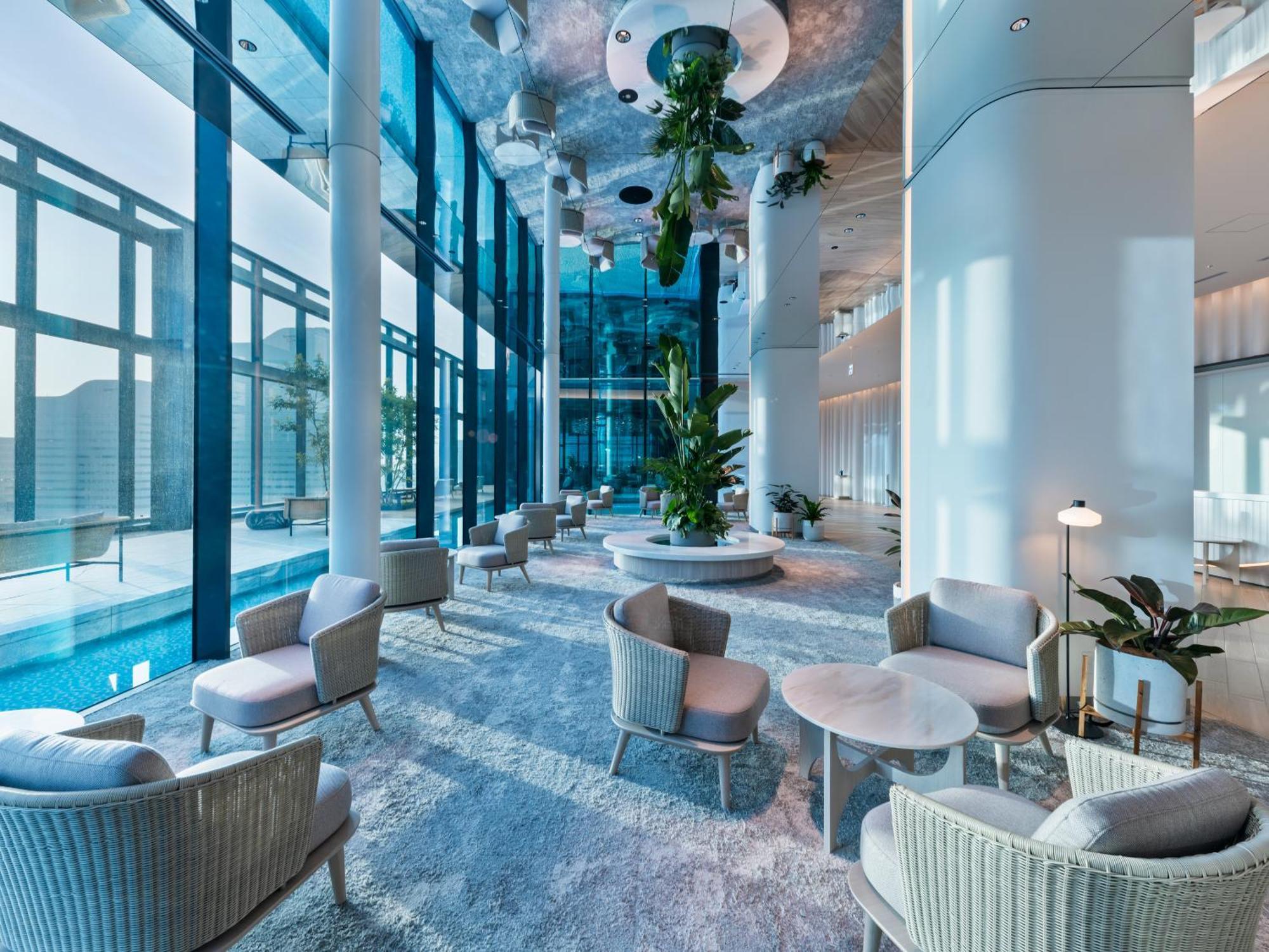 Mitsui Garden Hotel Yokohama Minatomirai Premier מראה חיצוני תמונה The lobby of the hotel